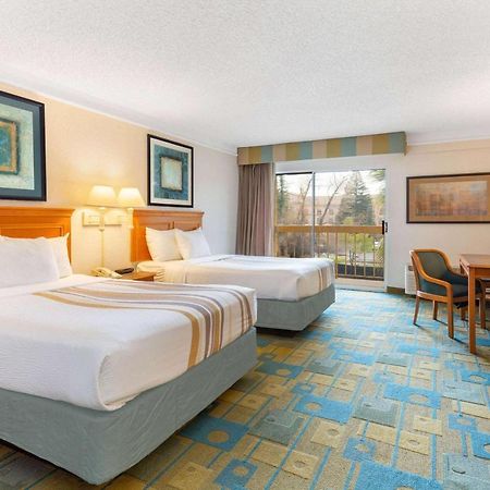 La Quinta By Wyndham Redding Hotell Eksteriør bilde