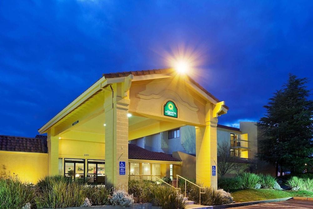 La Quinta By Wyndham Redding Hotell Eksteriør bilde